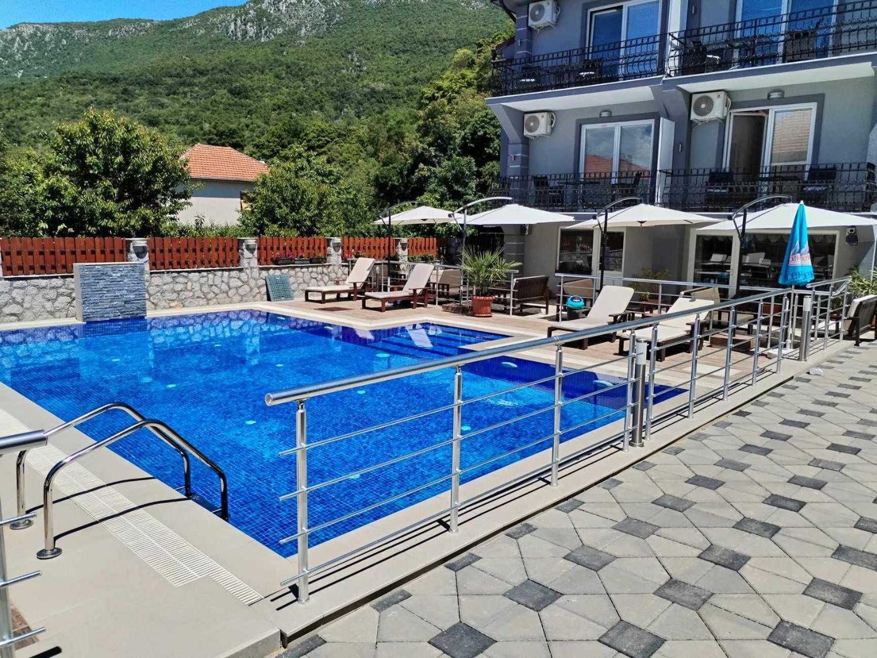 Villa Mimi Peštani Exteriör bild